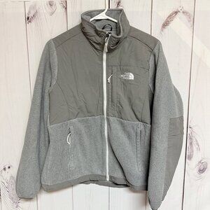 The North Face Denali Jacket Women’s Medium Gray Beige Fleece EUC